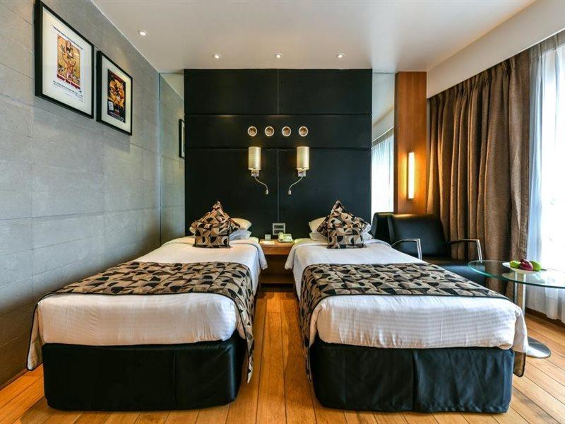 The Regale By Tunga Hotel Мумбай Екстериор снимка