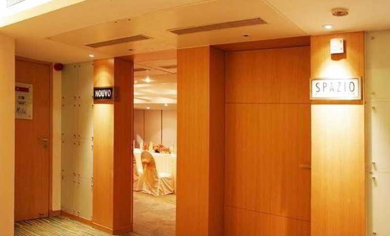 The Regale By Tunga Hotel Мумбай Екстериор снимка