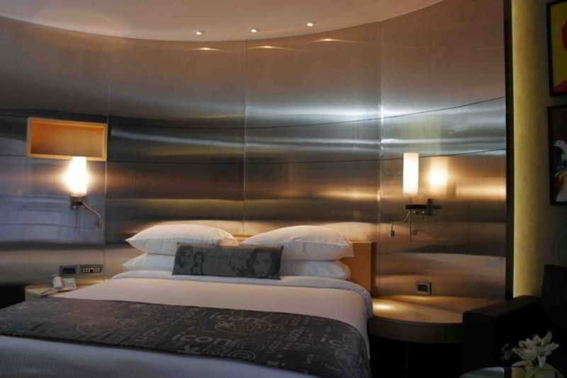 The Regale By Tunga Hotel Мумбай Екстериор снимка