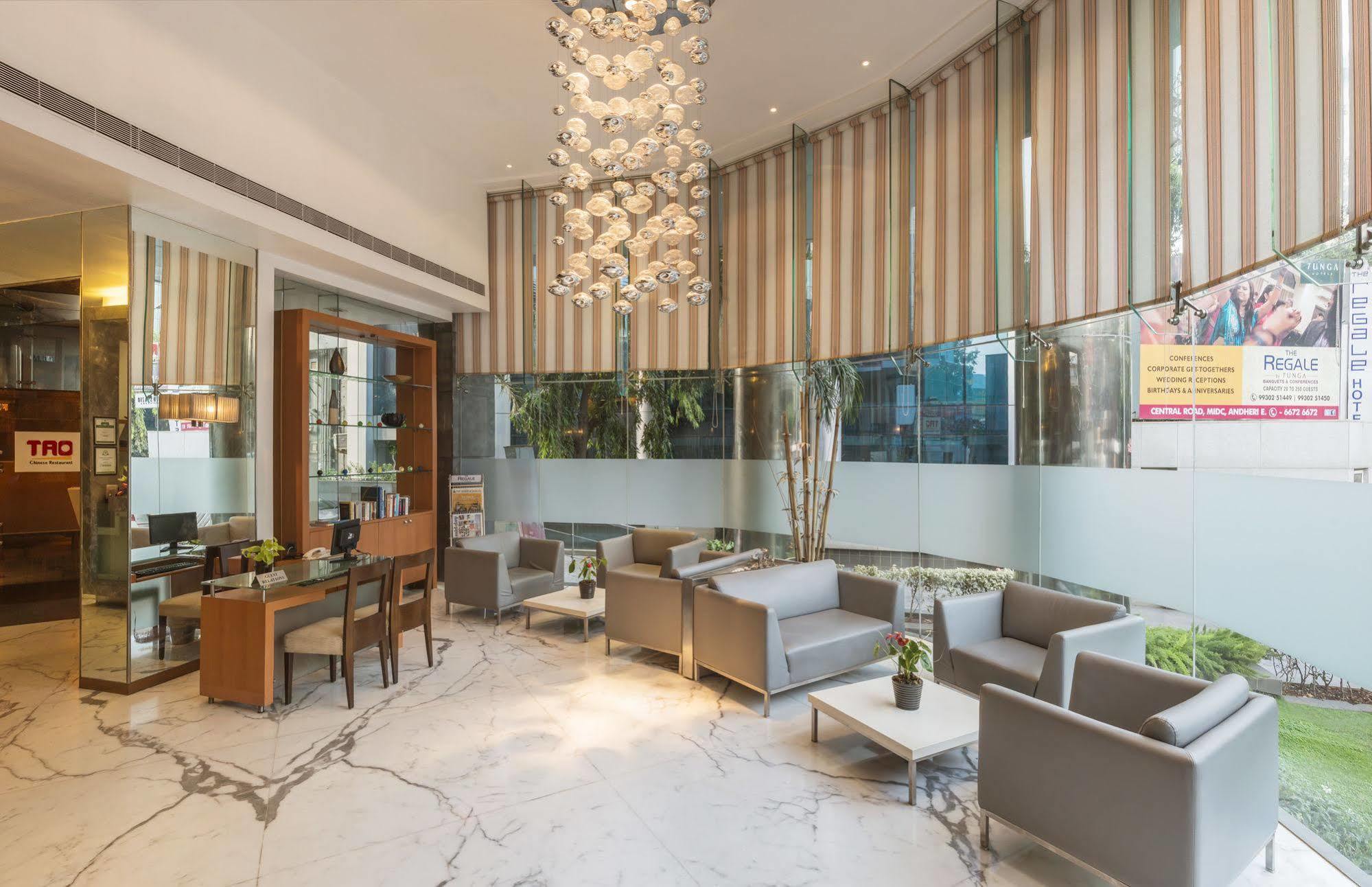 The Regale By Tunga Hotel Мумбай Екстериор снимка