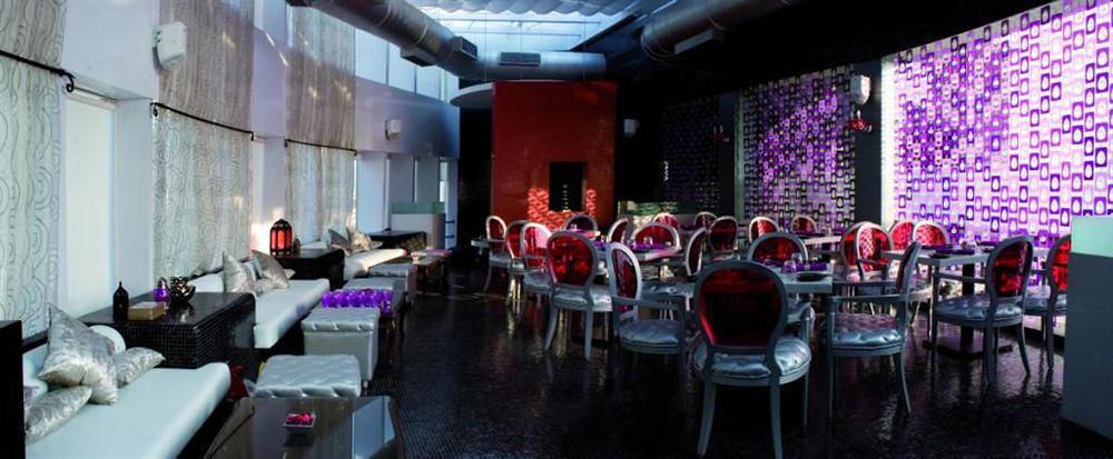 The Regale By Tunga Hotel Мумбай Екстериор снимка